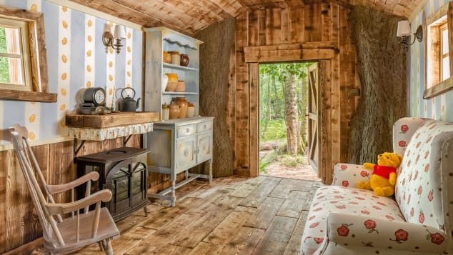 quirky airbnbs winnie the pooh 1